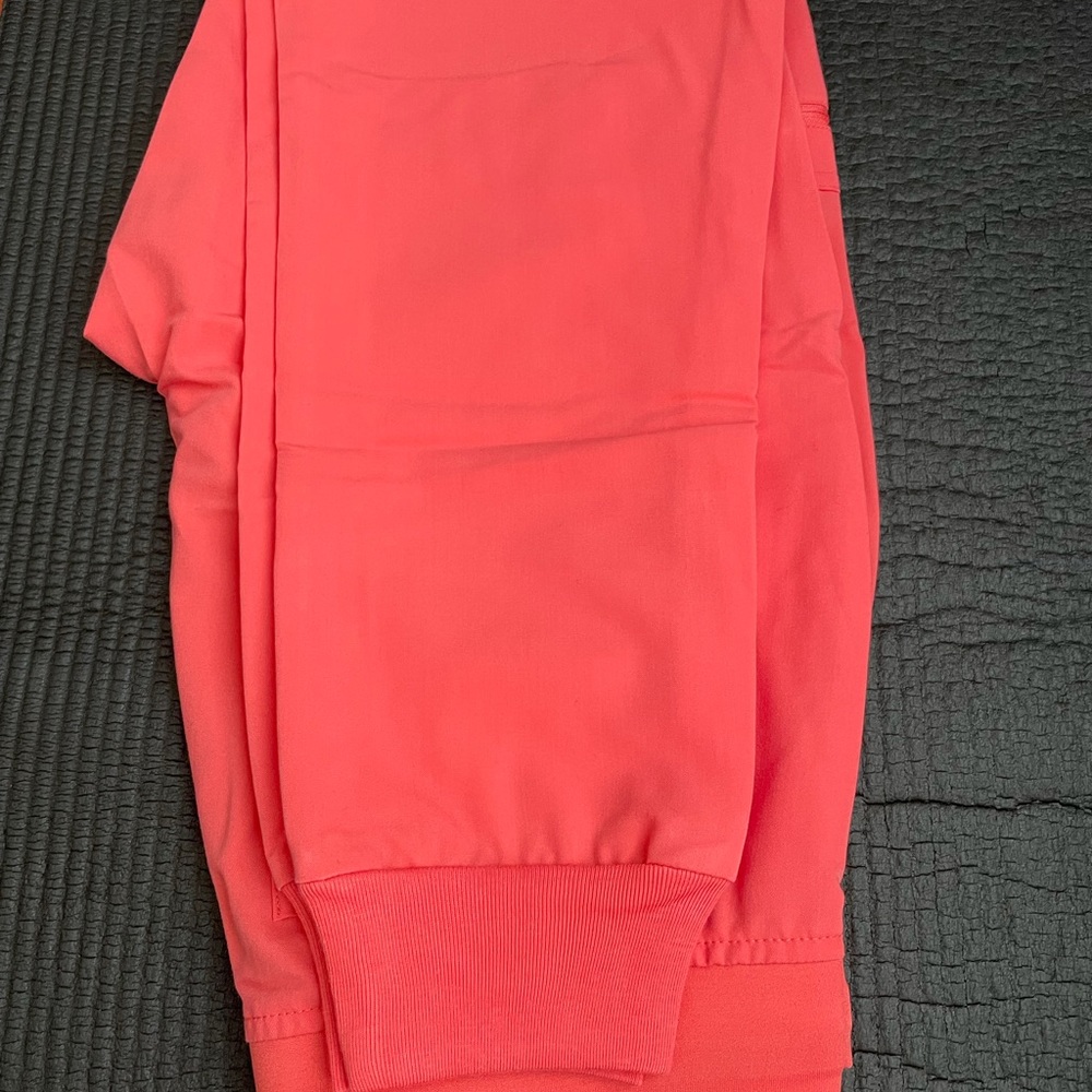 High Waisted Zamora™ Jogger Scrub Pants